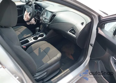 2017 Chevrolet Cruze Lt Auto z USA, uszkodzony, nr VIN 1G1BE5SM1H7104290